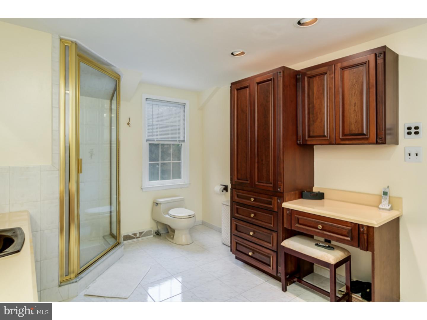 565 Sentinel Road Moorestown, NJ 08057 - Photo 19 of 25 Master Bathroom