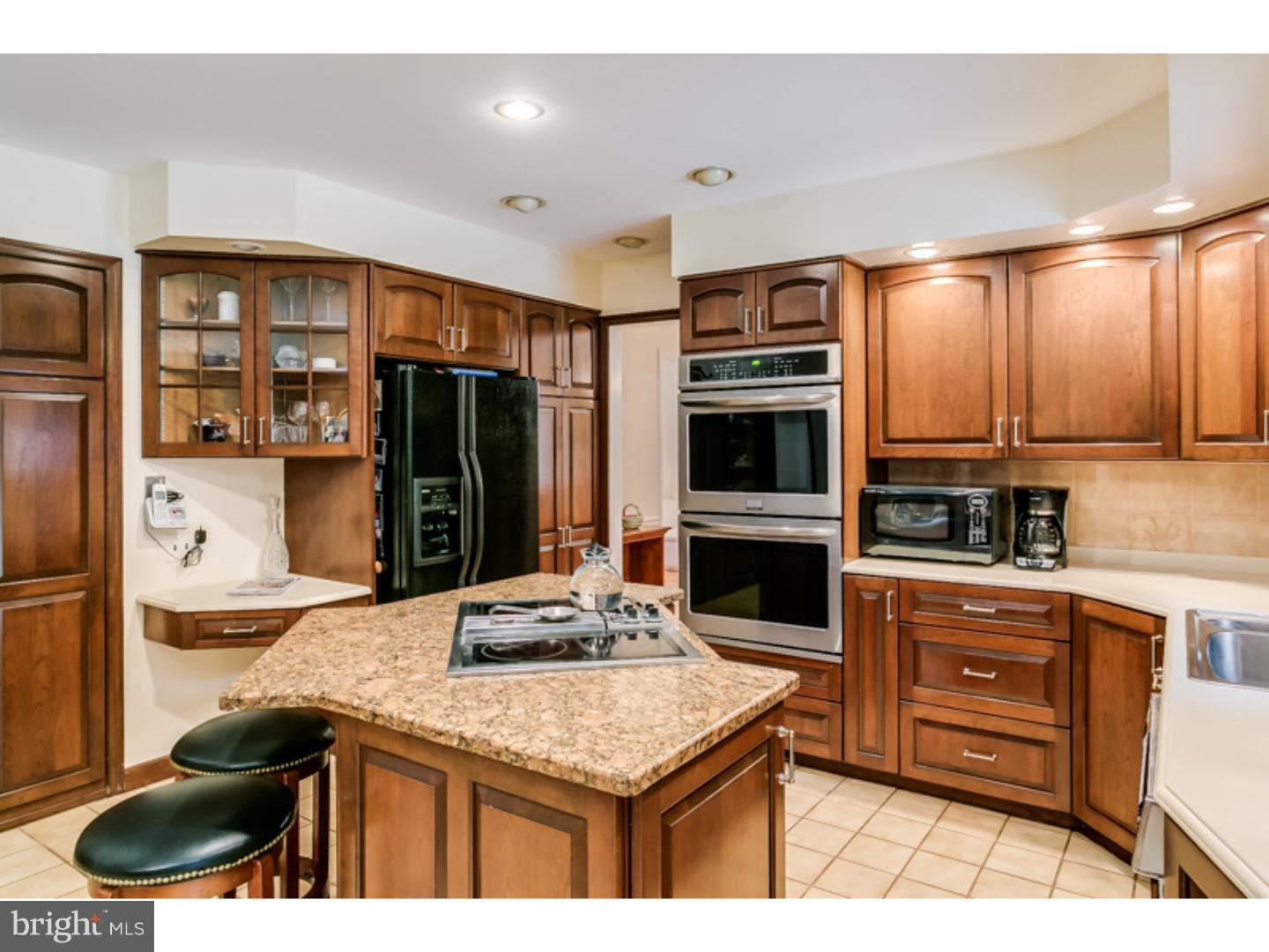 565 Sentinel Road Moorestown, NJ 08057 - Photo 10 of 25
