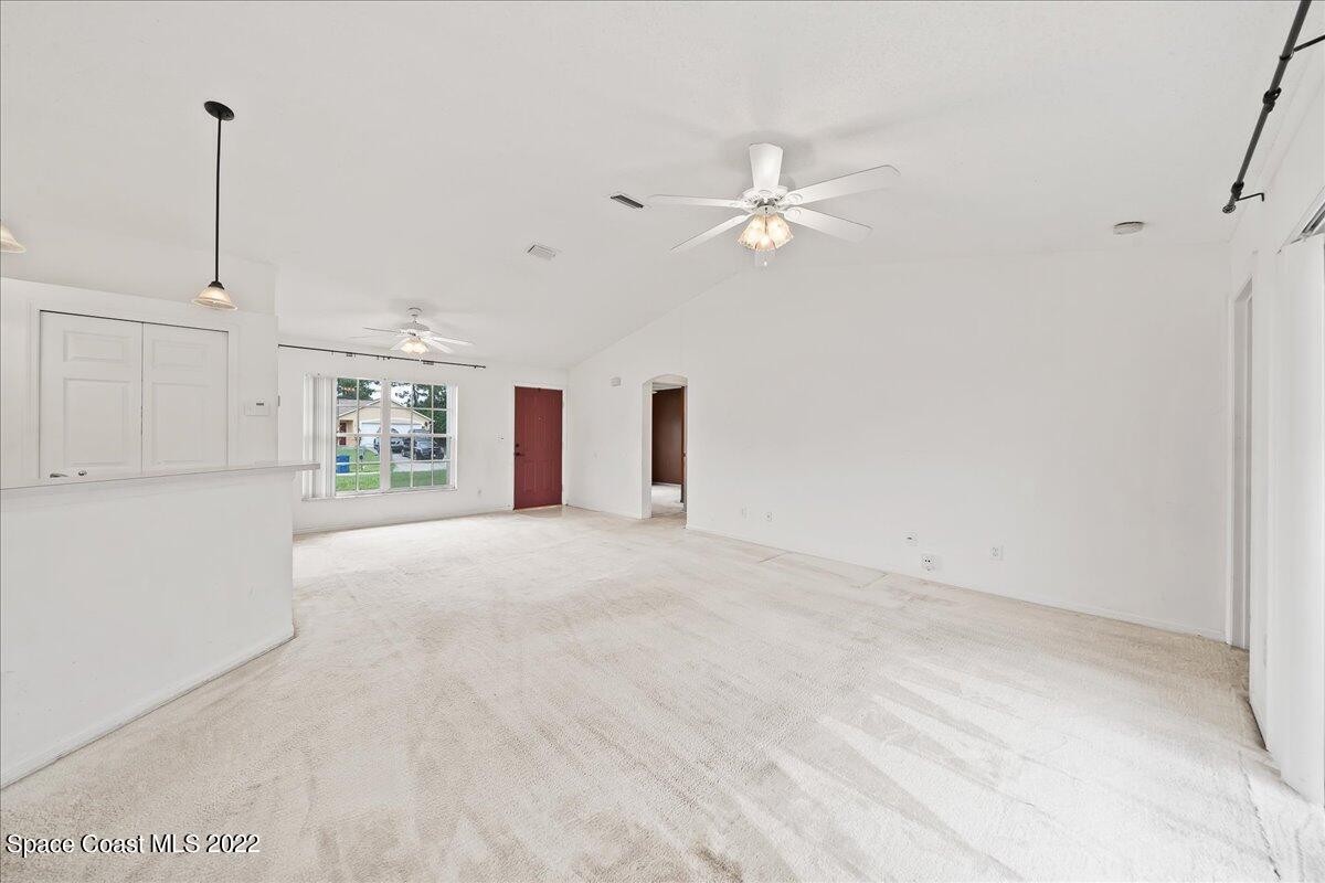 314 Gephart Street Southwest Palm Bay, FL 32908 - Photo 8 of 30 Living Area 3
