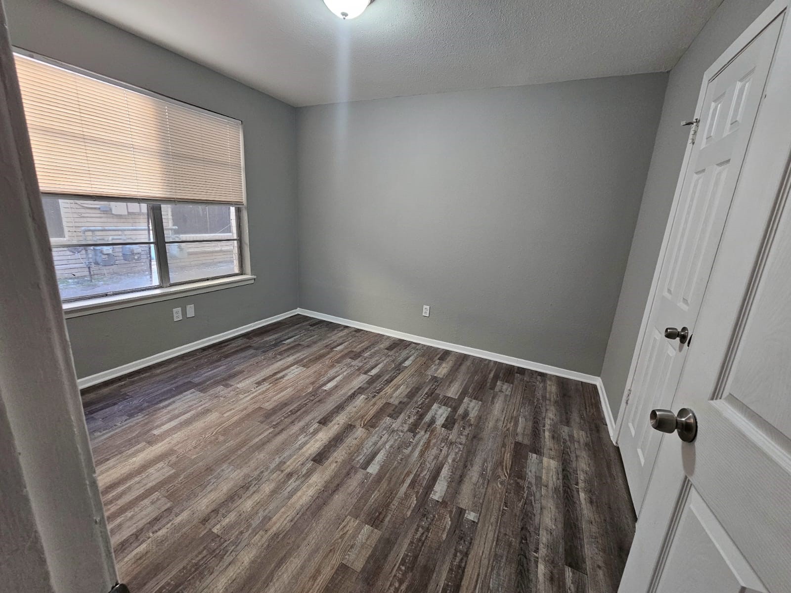 3631 North MacGregor Way, Unit 8 Houston, TX 77004 - Photo 6 of 9