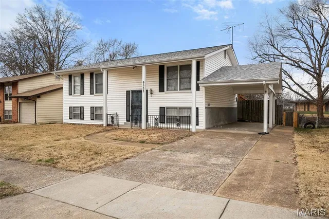 $144,900 | 9533 Winkler Drive, St. Louis, MO 63136