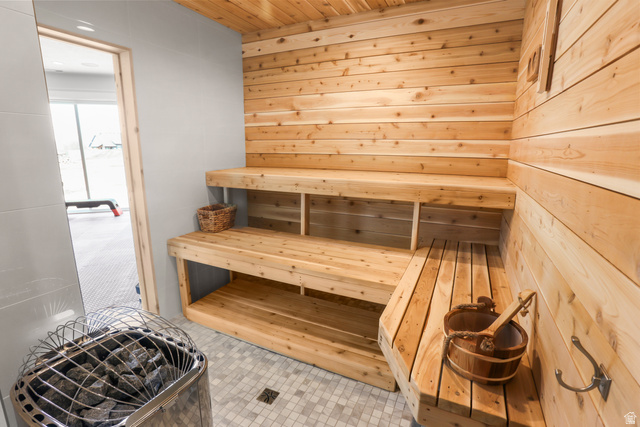 1354 South 800 East Mapleton, UT 84664 - Photo 85 of 129 Relaxing sauna with wooden walls