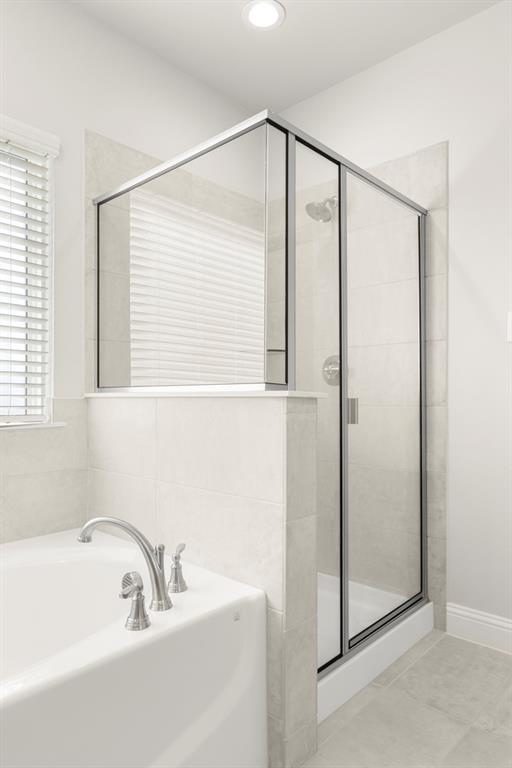 2709 Shiners Street Forney, TX 75126 - Photo 21 of 39 primary bathroom