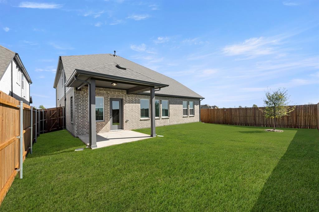 2709 Shiners Street Forney, TX 75126 - Photo 36 of 39 back yard