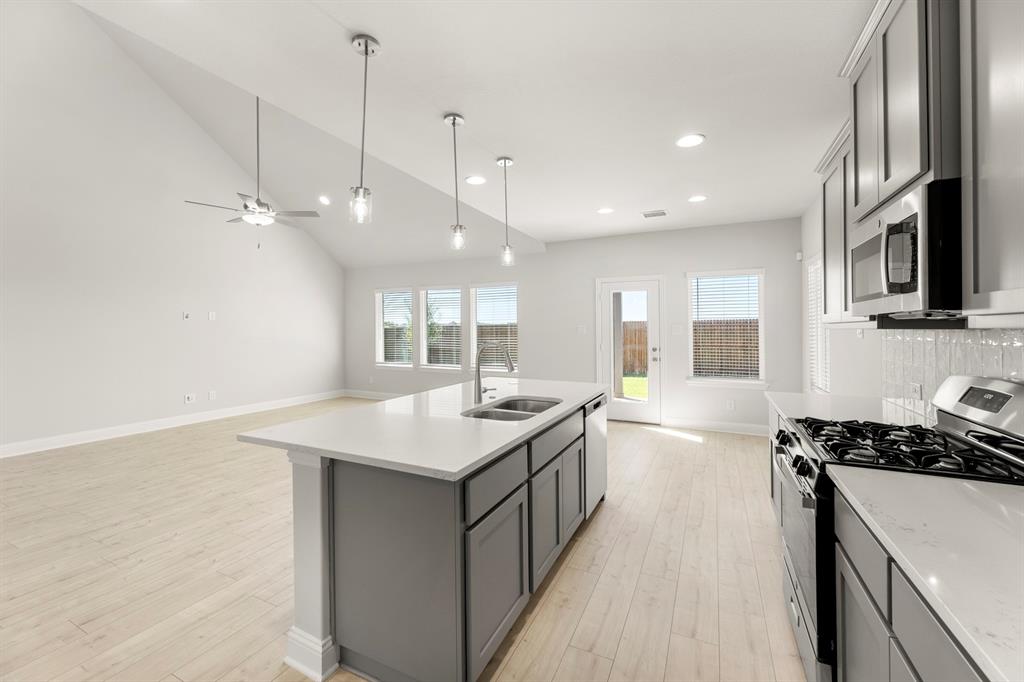 2709 Shiners Street Forney, TX 75126 - Photo 6 of 39 kitchen