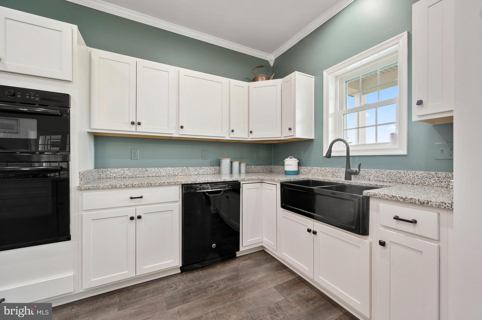 7545 Libertytown Road Berlin, MD 21811 - Photo 18 of 61 Farmhouse Apron Sink