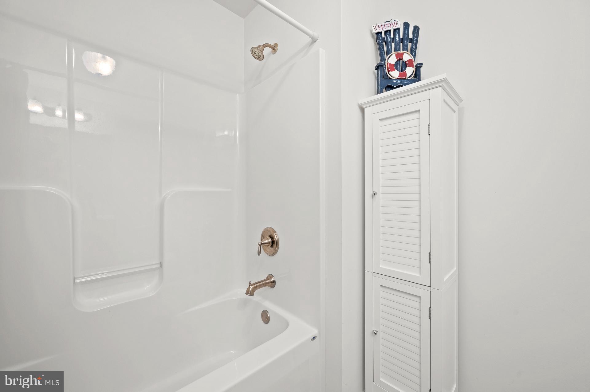 7545 Libertytown Road Berlin, MD 21811 - Photo 28 of 61 2nd Bathroom, Upstairs