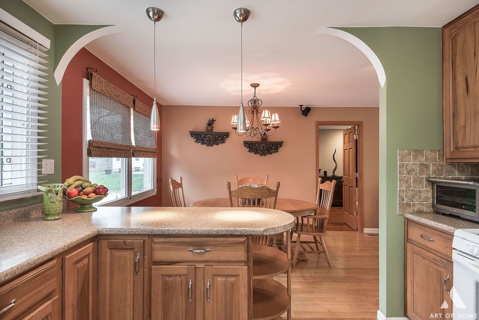 650 Frederick Lane Hoffman Estates, IL 60169 - Photo 8 of 30