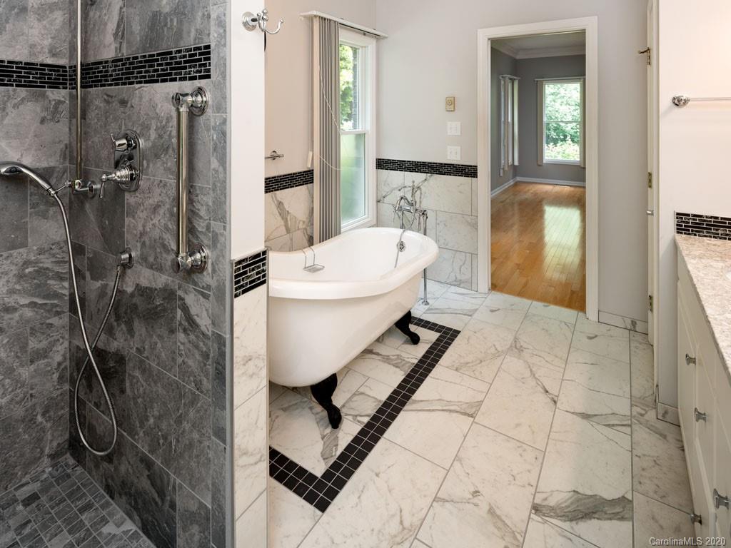4 Riding Gate Road Hendersonville, NC 28791 - Photo 21 of 30 Gallery Image 21
