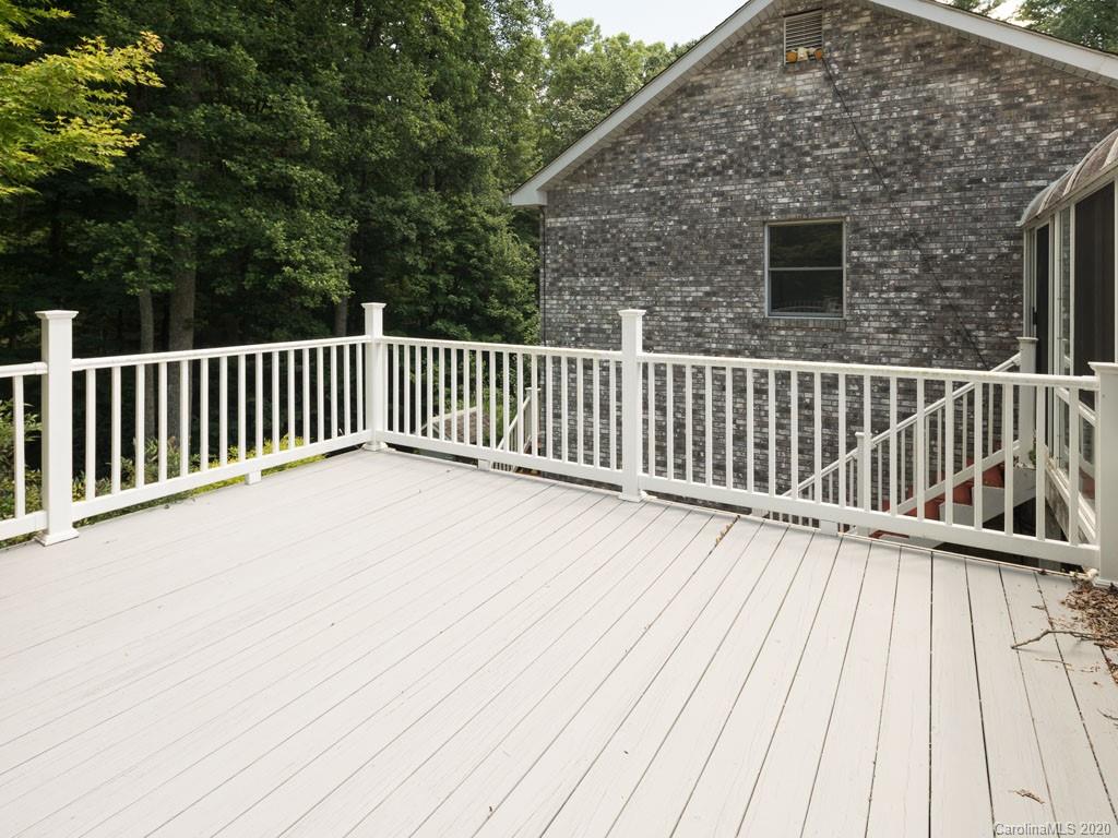 4 Riding Gate Road Hendersonville, NC 28791 - Photo 29 of 30 Gallery Image 29