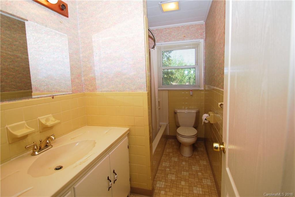 2840 Forbes Road Gastonia, NC 28056 - Photo 18 of 36 Gallery Image 18