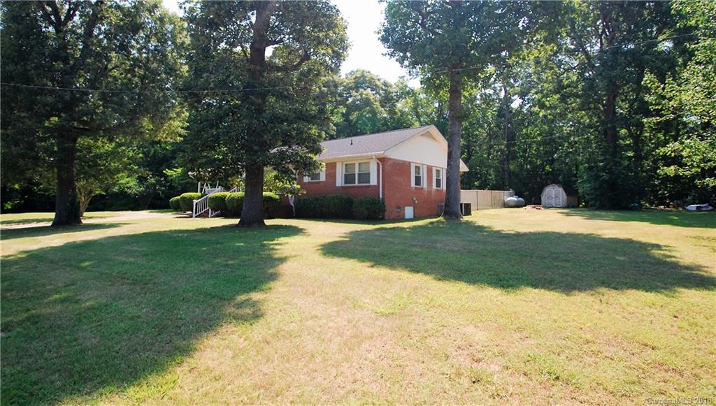 2840 Forbes Road Gastonia, NC 28056 - Photo 5 of 36 Gallery Image 5