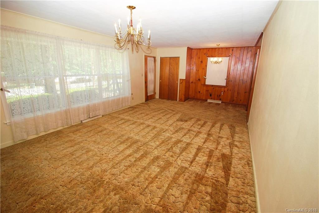 2840 Forbes Road Gastonia, NC 28056 - Photo 6 of 36 Gallery Image 6
