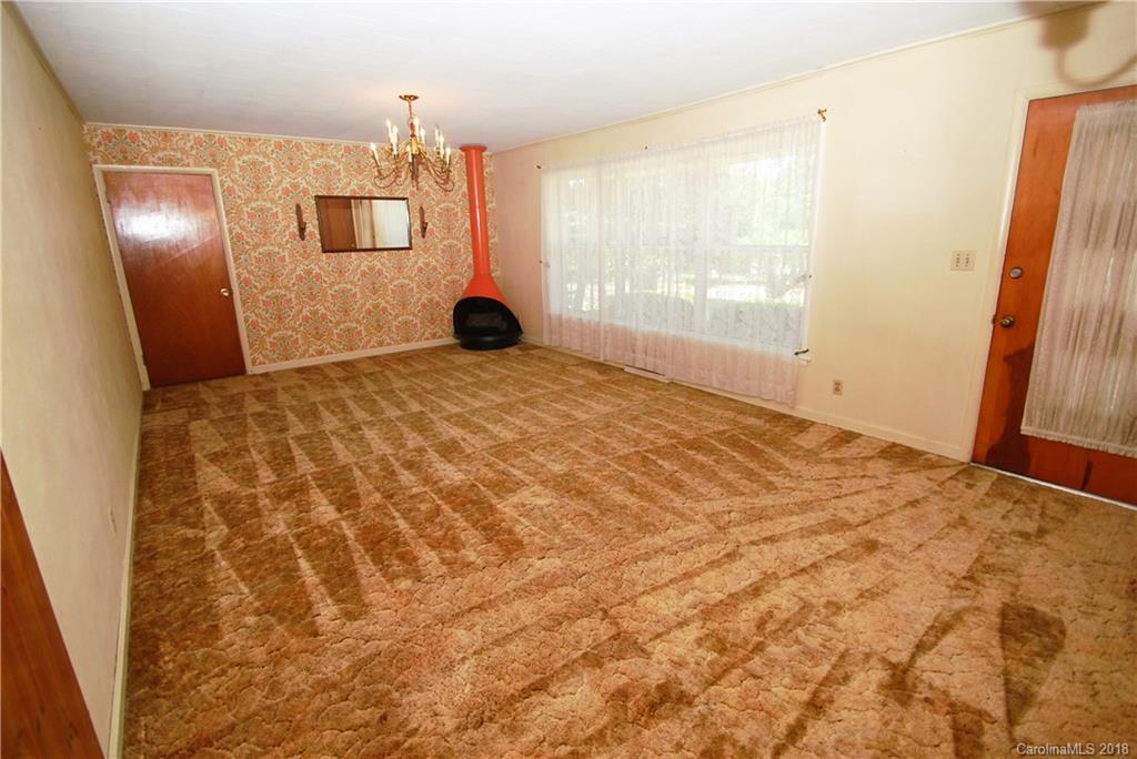 2840 Forbes Road Gastonia, NC 28056 - Photo 7 of 36 Gallery Image 7