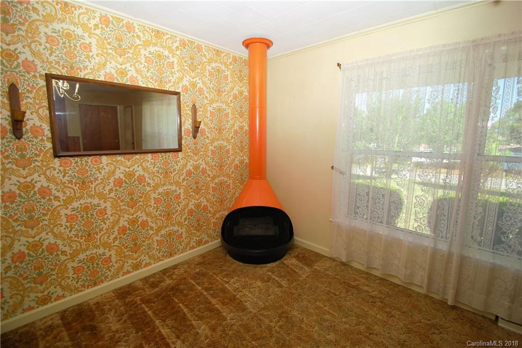 2840 Forbes Road Gastonia, NC 28056 - Photo 8 of 36 Gallery Image 8