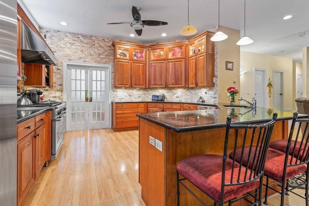 20 Carol Road Mansfield, MA 02048 - Photo 10 of 22 Gallery Image 10