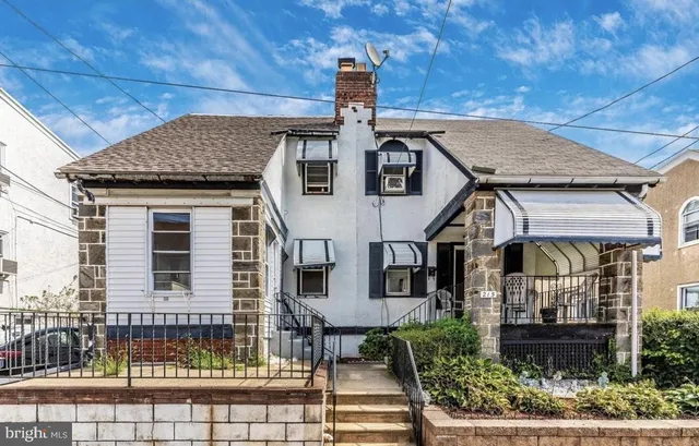 $273,000 | 213 Heather Road, Upper Darby, PA 19082