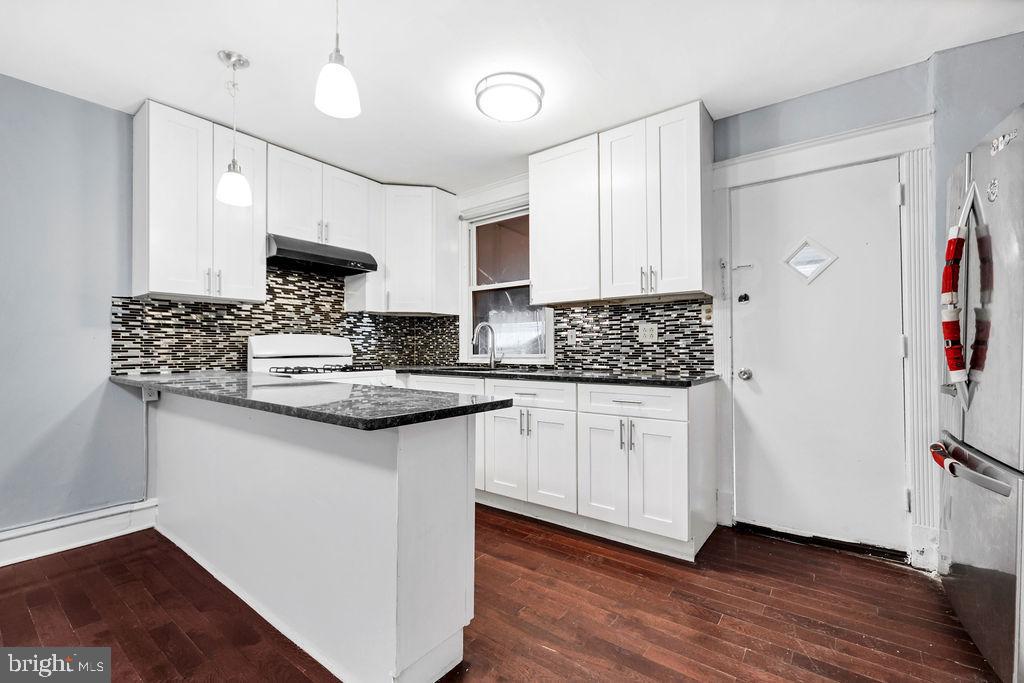 213 Heather Road Upper Darby, PA 19082 - Photo 12 of 31
