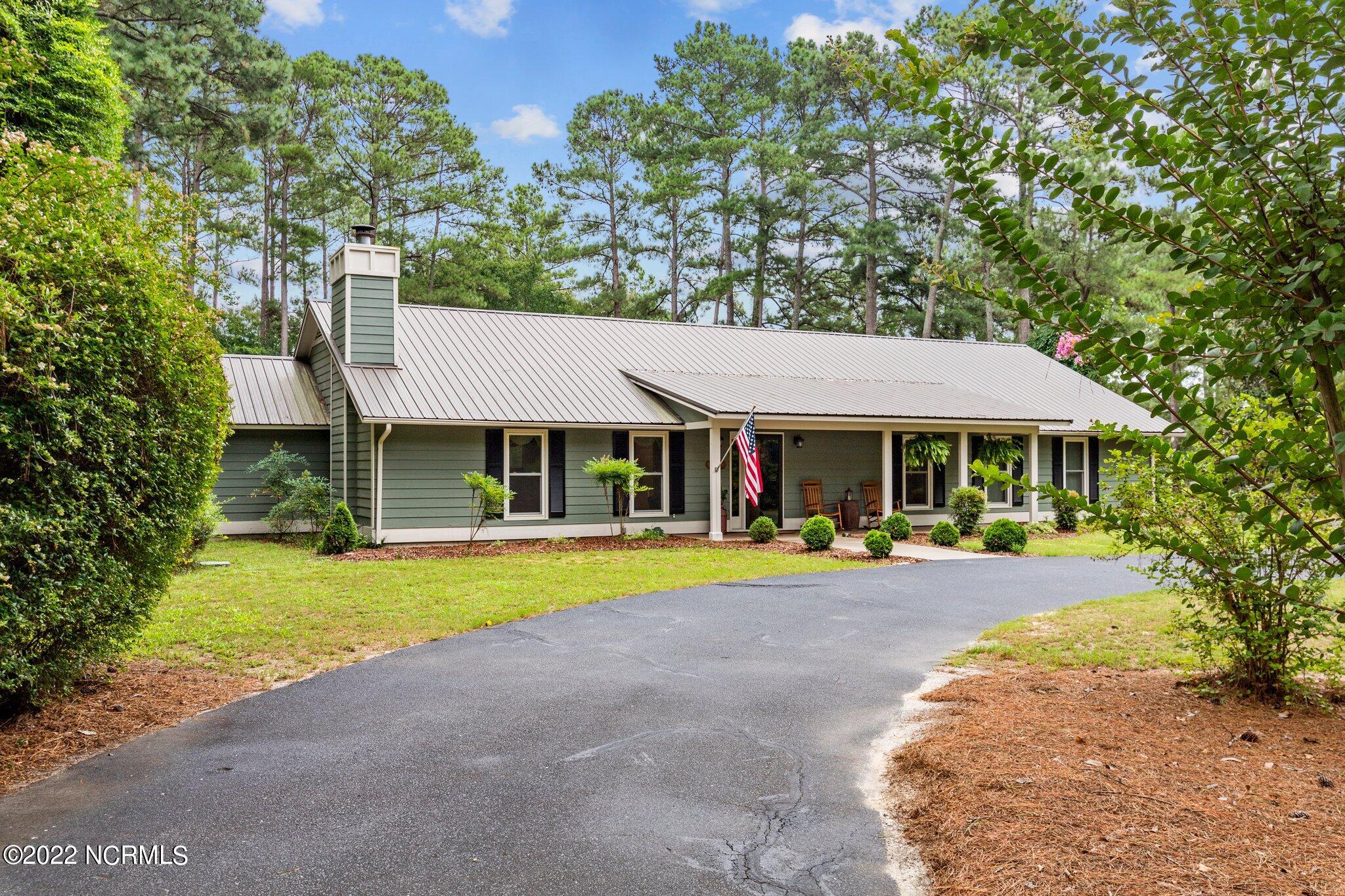 459 Michael Road Whispering Pines, NC 28327 - Photo 6 of 66 5-web-or-mls-IMG_1307