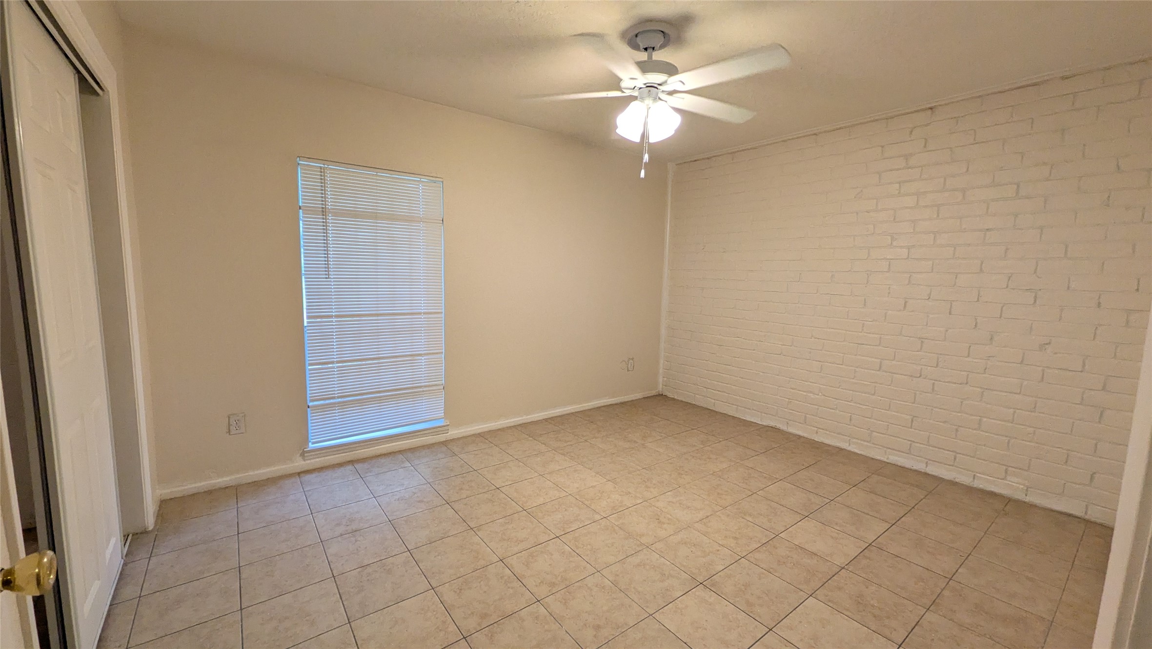 7445 Cook Road Houston, TX 77072 - Photo 6 of 8 Gallery Image 6