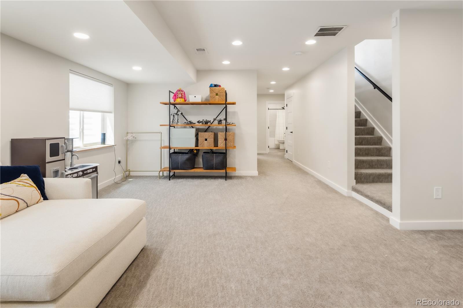 4255 Raleigh Street Denver, CO 80212 - Photo 29 of 35