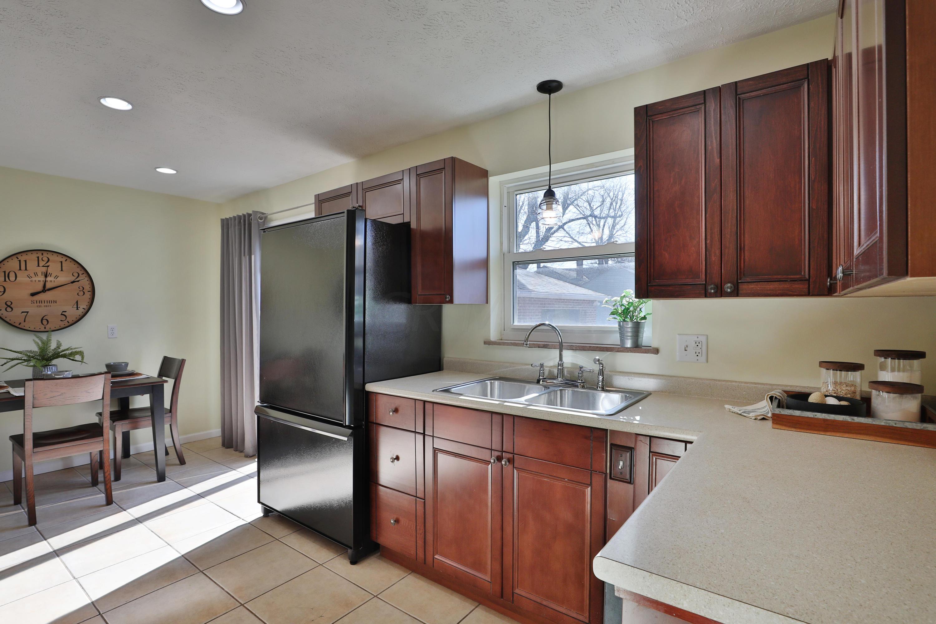 21 Richards Road Columbus, OH 43214 - Photo 10 of 36 Gallery Image 10