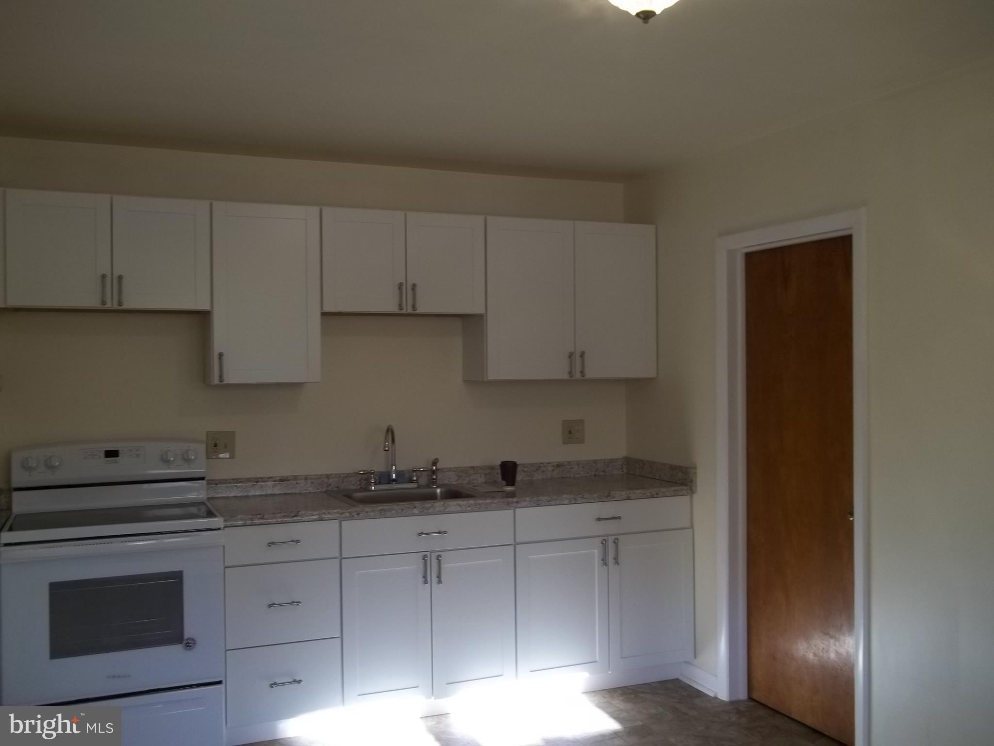 406 Fairview Road Woodlyn, PA 19094 - Photo 7 of 18 Kitchen