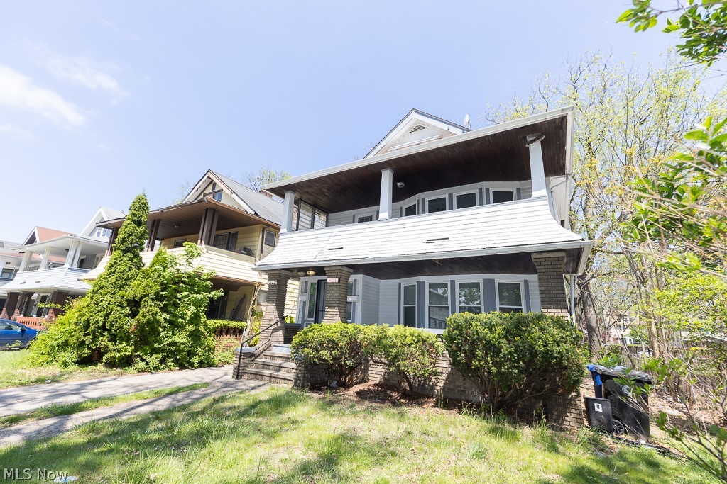 14221 Glenside Road Cleveland, OH 44110 - Photo 3 of 50