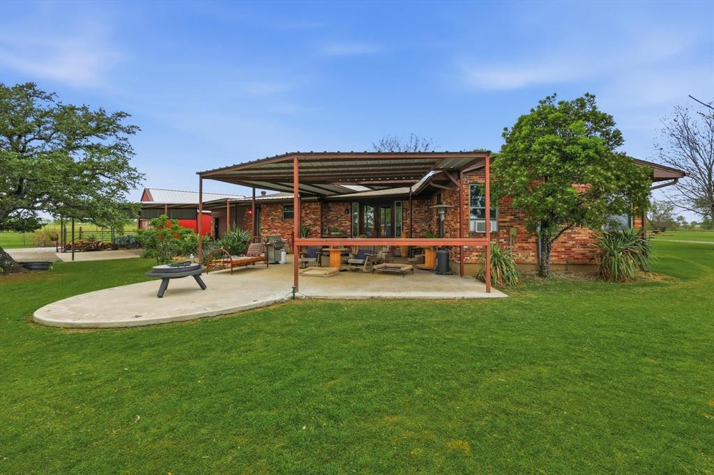 10965 Swafford Road Justin, TX 76247 - Photo 14 of 26 Patio