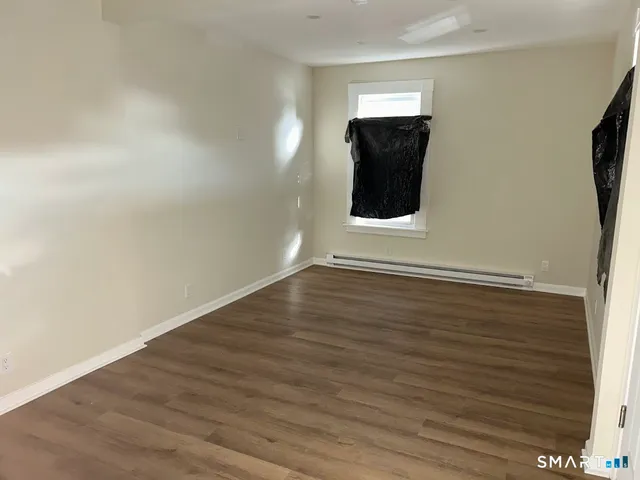 $2,600 | 2 Broad Street, Unit 2E, New Britain, CT 06051