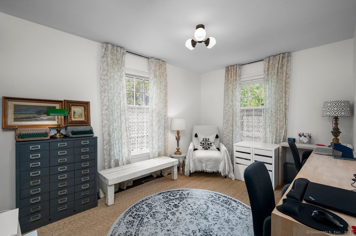 14 Winthrop Road Bethel, CT 06801 - Photo 17 of 37