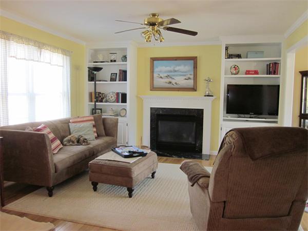 16 Anna Road Franklin, MA 02038 - Photo 8 of 22 Gallery Image 8