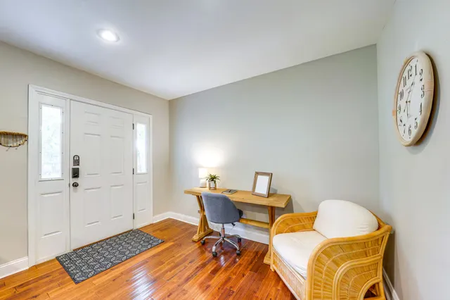 $2,750 | 1518 Riverside Avenue, St. Charles, IL 60174