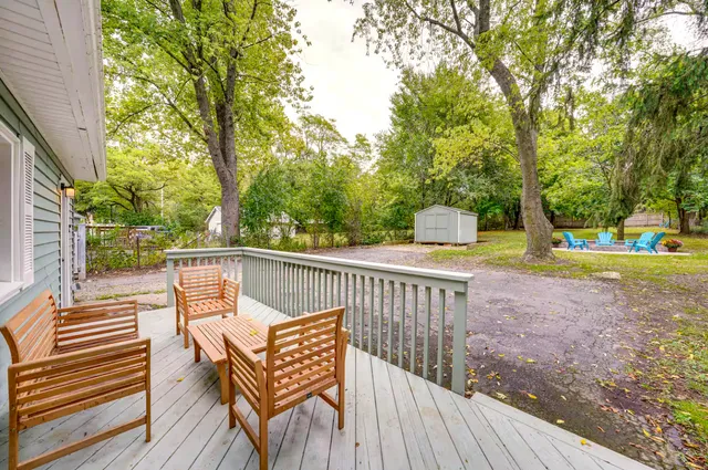 $2,750 | 1518 Riverside Avenue, St. Charles, IL 60174