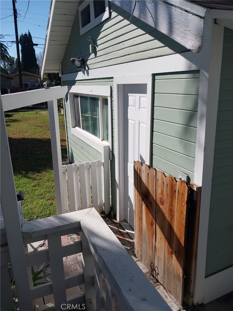 3594 Bandini Avenue, Unit 2 Riverside, CA 92506 - Photo 2 of 7