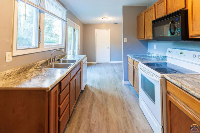 $155,000 | 1207 Southwest Clontarf Street, Topeka, KS 66611