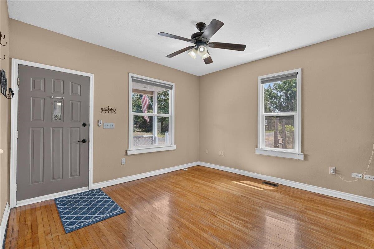 27817 North North Road Deer Park, WA 99006 - Photo 4 of 50