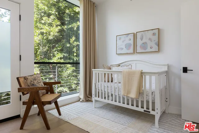 $2,249,000 | 1927 18th Street, Unit C, Santa Monica, CA 90404