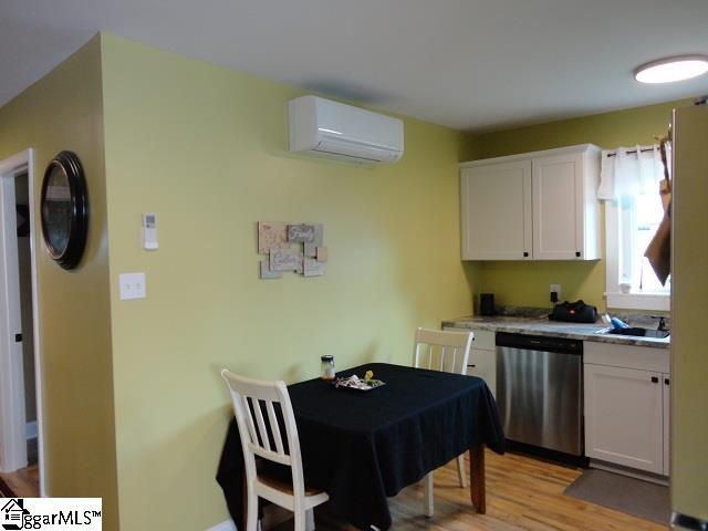 1210 East Main Street Seneca, SC 29678 - Photo 12 of 19 Gallery Image 12