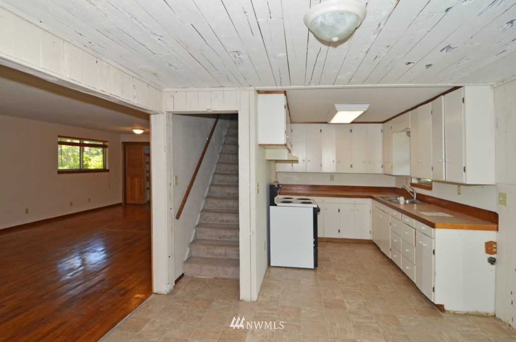 20411 Southeast 157th Street Renton, WA 98059 - Photo 4 of 10 Gallery Image 4