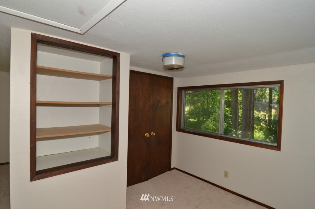 20411 Southeast 157th Street Renton, WA 98059 - Photo 7 of 10 Gallery Image 7