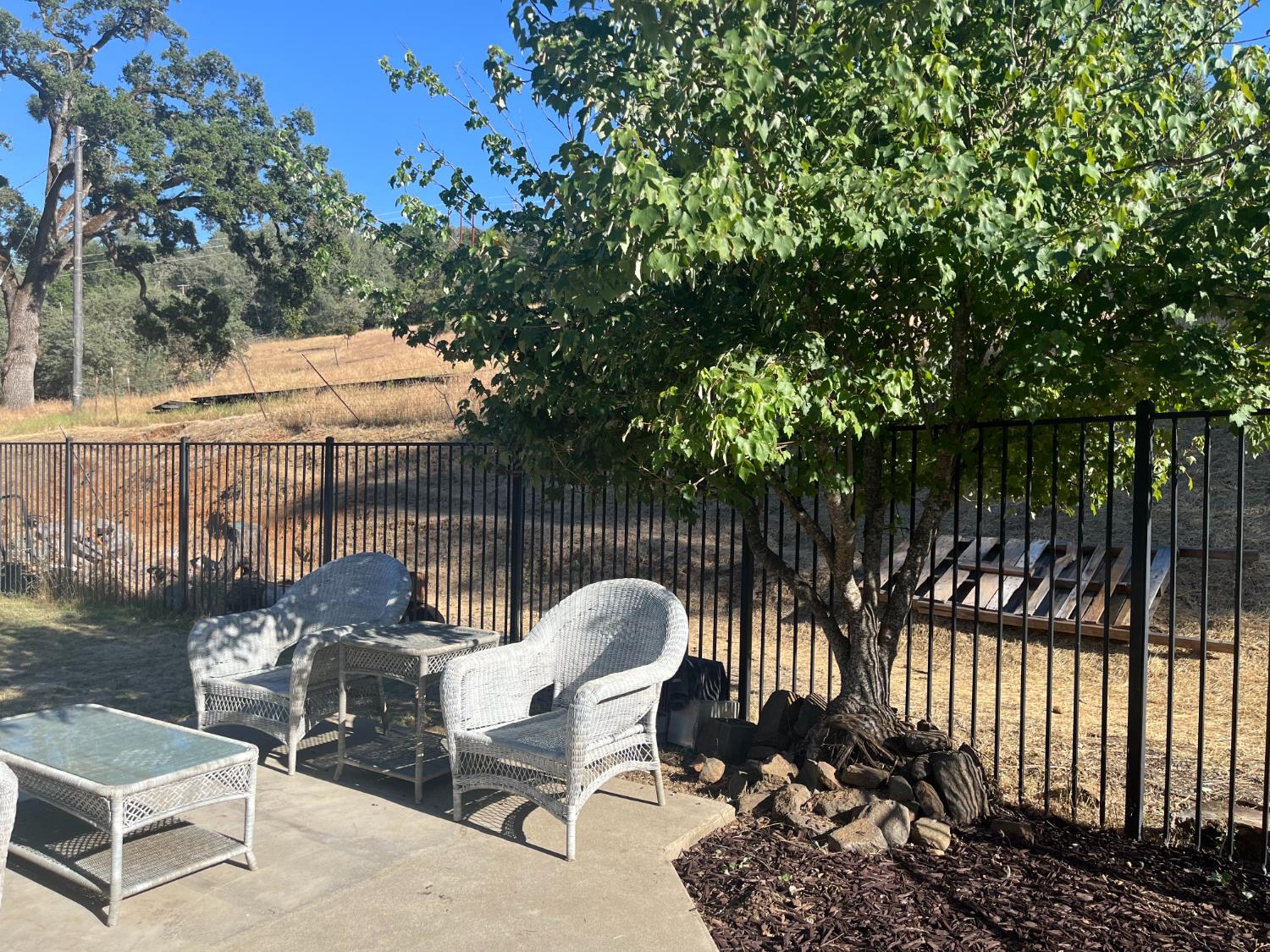 3266 Campbell Circle Rescue, CA 95672 - Photo 25 of 44 A great area outside of the Suite for morning coffee