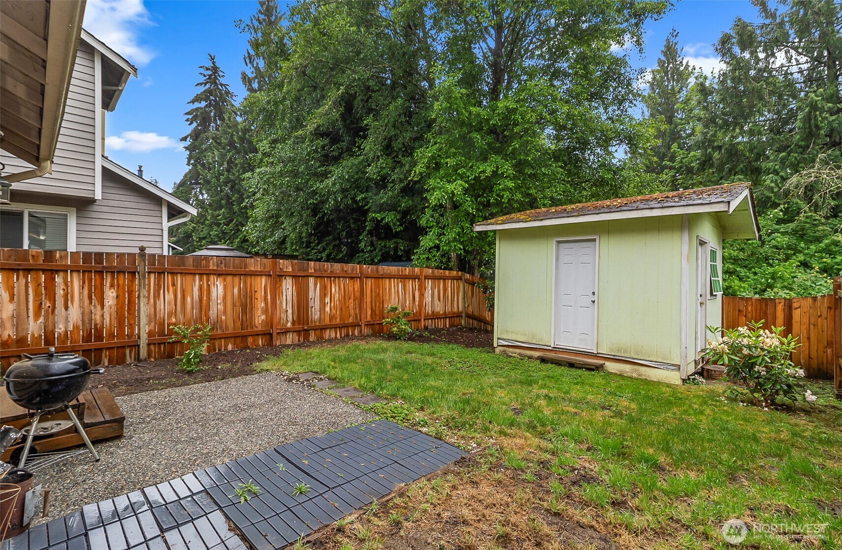 2114 186th Place Southeast Bothell, WA 98012 - Photo 37 of 40