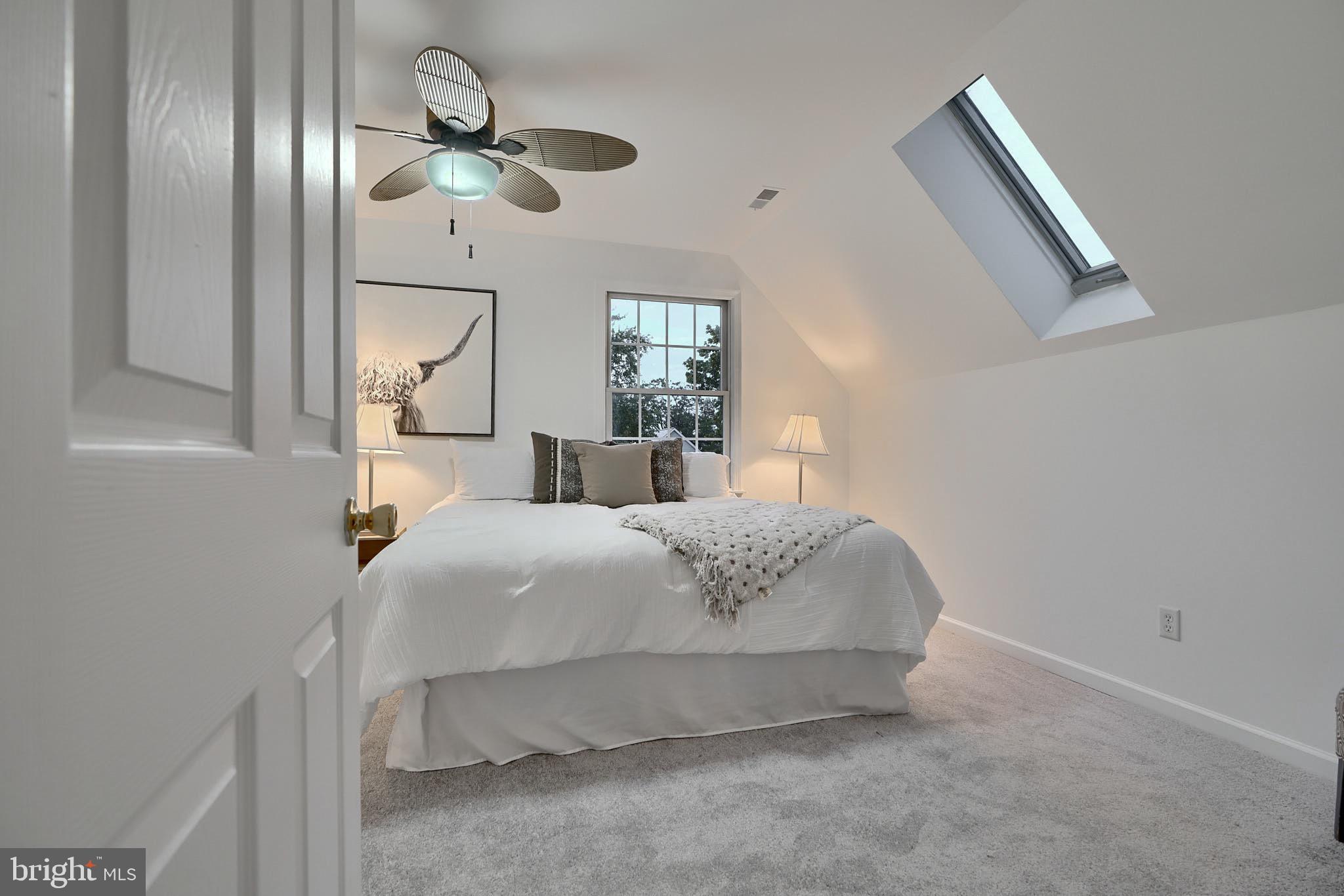 2807 3rd Street Sparrows Point, MD 21219 - Photo 18 of 49 Master bed room