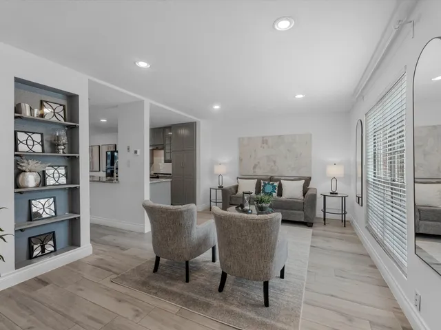 $165,000 | 11002 Hammerly Boulevard, Unit 104, Houston, TX 77043