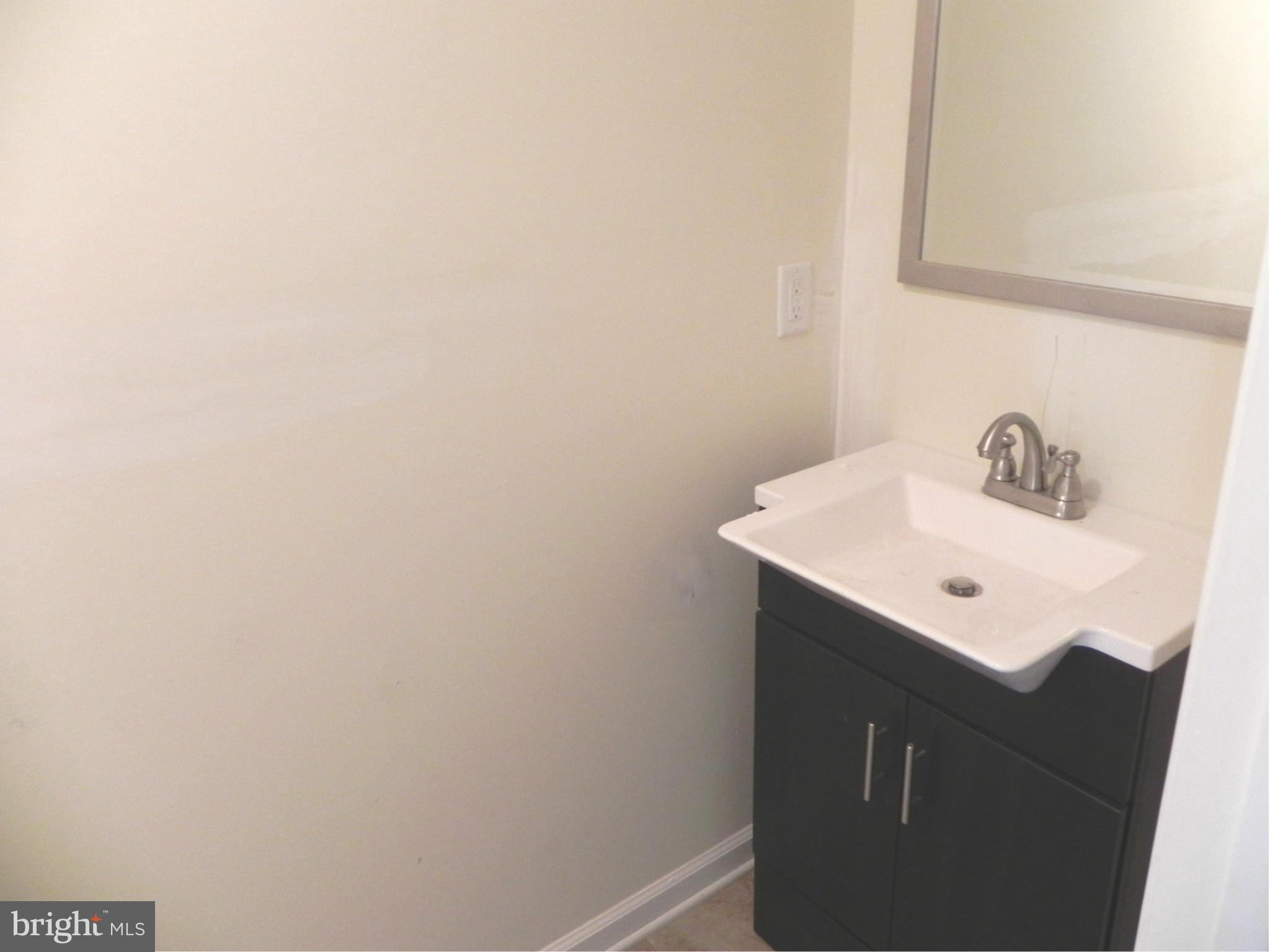 266 Bufflick Road Winchester, VA 22602 - Photo 9 of 30 Powder room