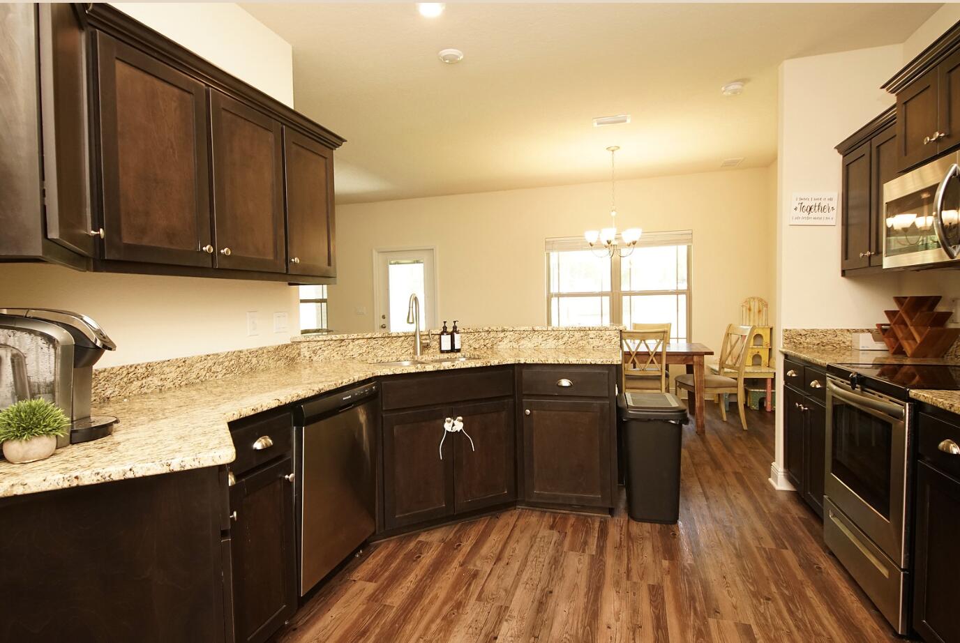 5779 Marigold Loop Crestview, FL 32539 - Photo 6 of 21 Kitchen
