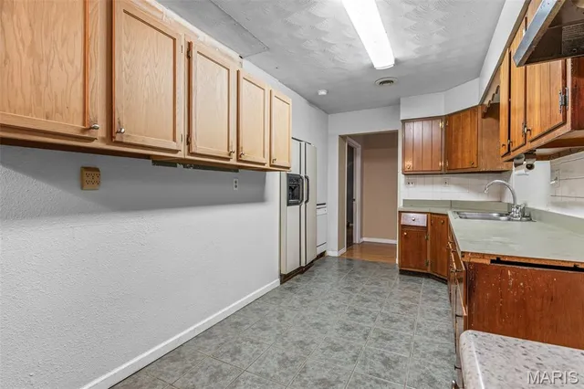 $149,000 | 818 Sherwood Drive, Bismarck, MO 63624