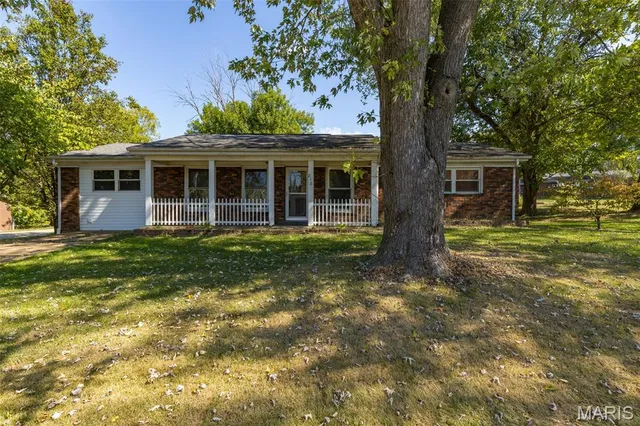 $149,000 | 818 Sherwood Drive, Bismarck, MO 63624