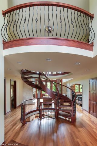 $1,495,000 | 805 Wagner Court, Glenview, IL 60025